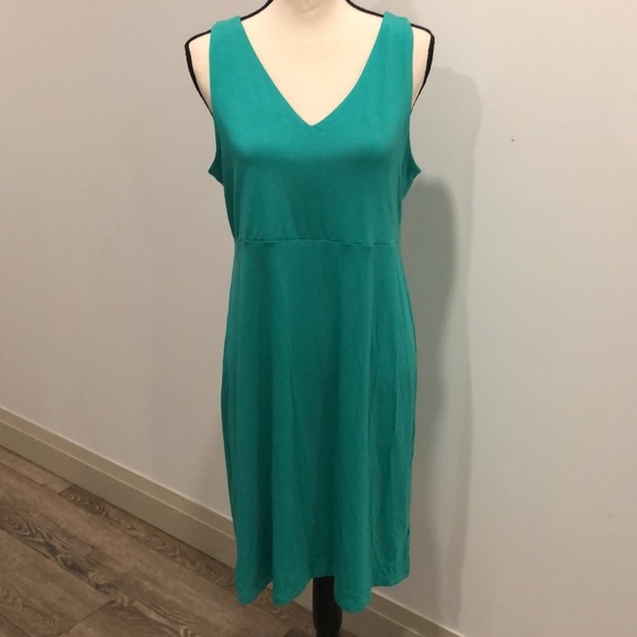 Athleta green casual dress 👗 v neck  size L - Picture 8 of 8